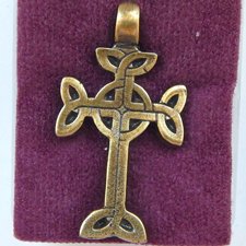 Amulet - Aronův kríž zlatej farby